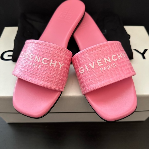 Givenchy 4G Monogram Flat Slide Sandals - Picture 2 of 10